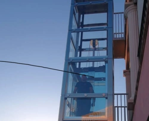Elevateur exterieur structure inox 1