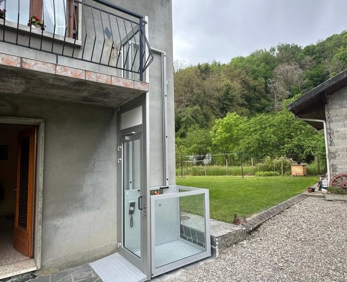 Plateforme verticale ganser ghb 20