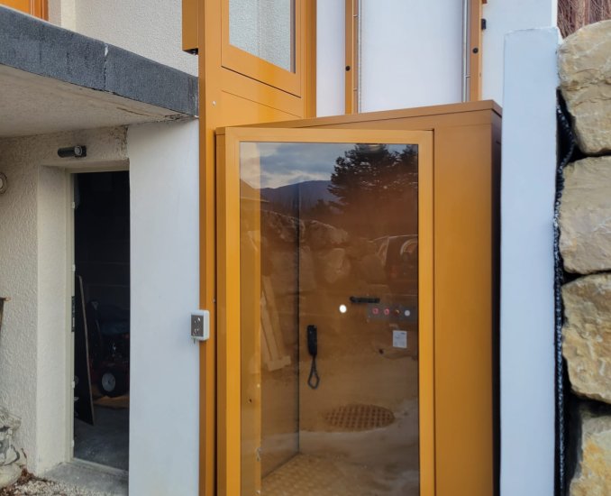 Plateforme élévatrice verticale cabine GHB20 GANSER