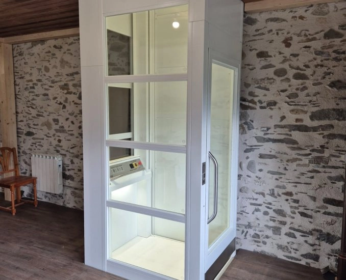 Elevateur motala home 950 mm par 1250mm
